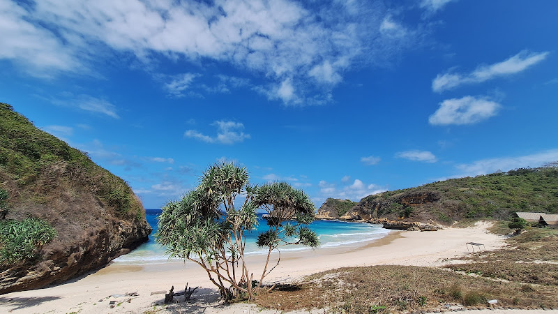 Jeeva Beloam Beach Camp