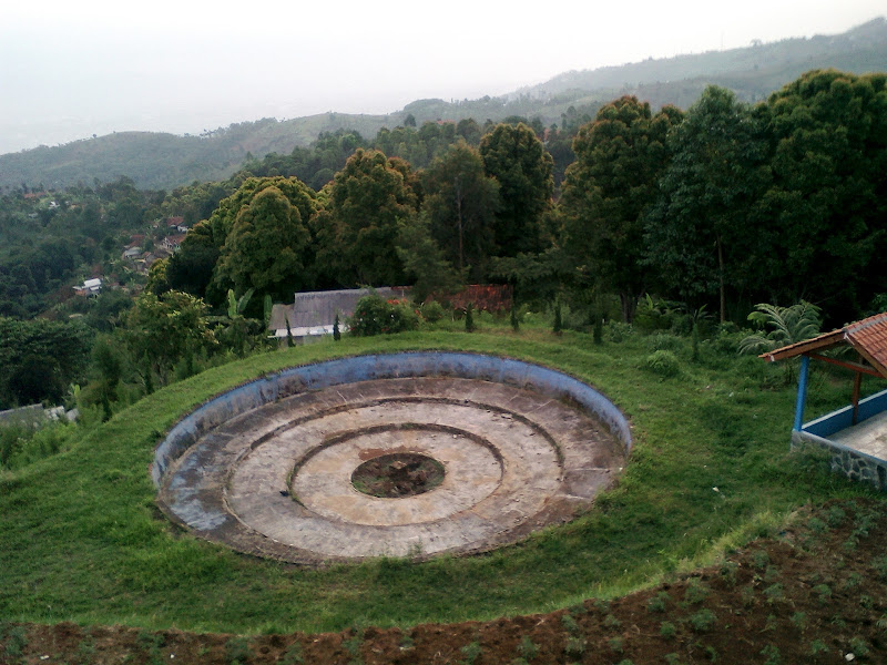 Oray Tapa Bandung Heritage View Park