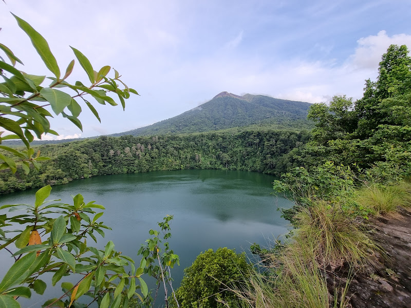 Danau Tolire Besar