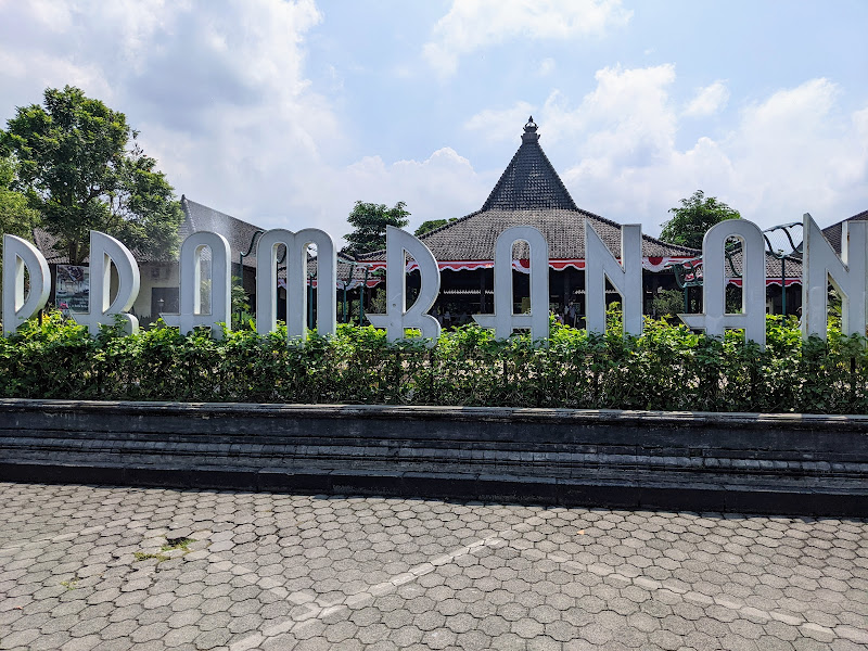 Candi Prambanan