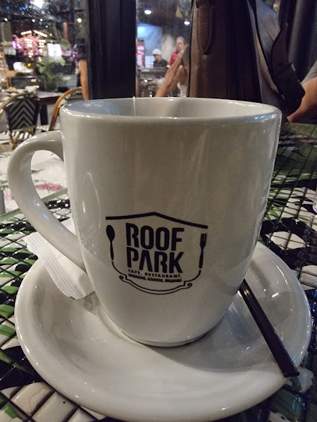 Roofpark Cafe & Restaurant Bogor