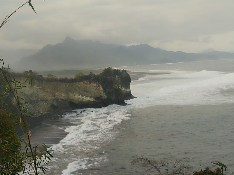 Pantai Licin