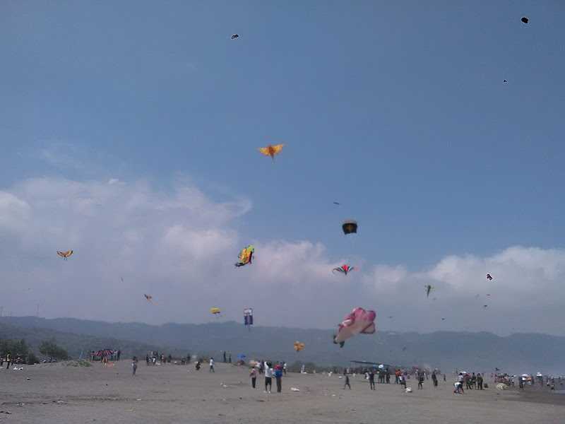 Kolam Renang Air Hangat Waterpall