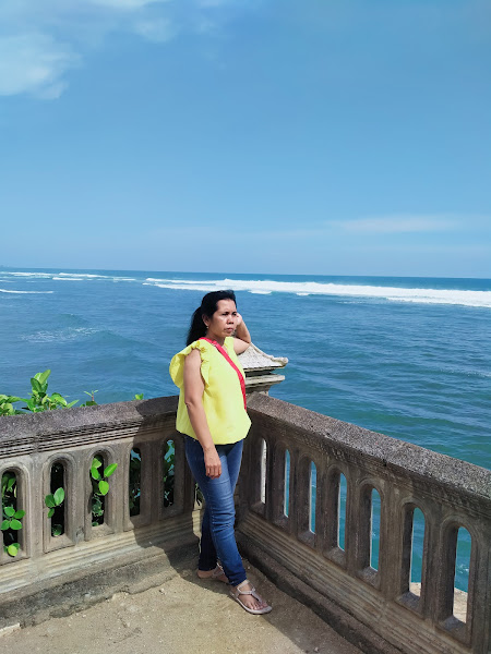 Pantai Balekambang