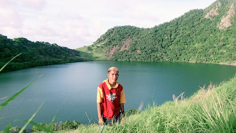 Danau Air Asin Samparong