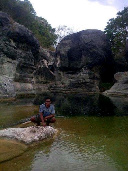 Air Terjun Lakolat