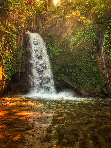 Air Terjun Manuaba