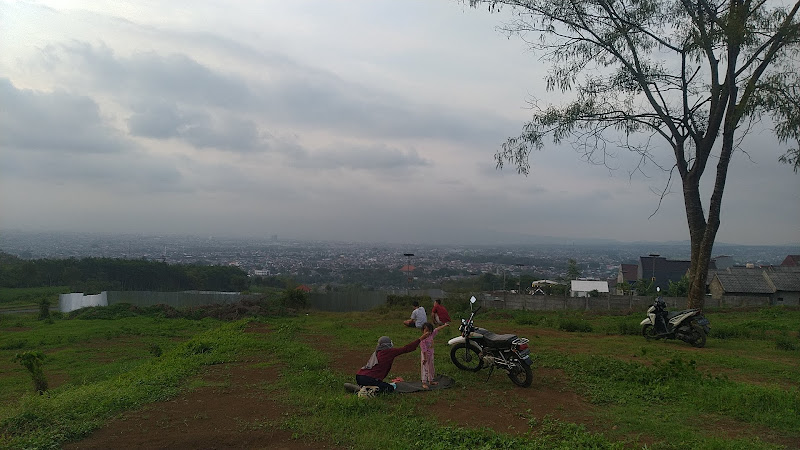 BUKIT AREMA